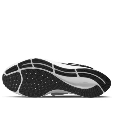 Nike (wmns)  Air Zoom Pegasus 38 Flyease 'black White'