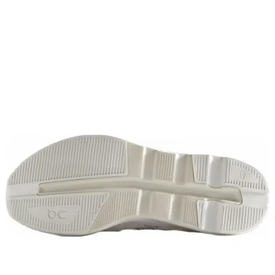 On (wmns)  Running X Kith Cloudze 'white Ice'