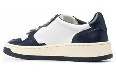 Autry Medalist Sneakers With Inserts In Black