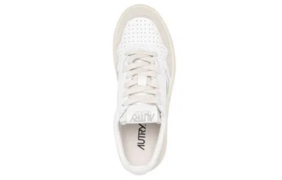 Autry Medialist Low Sneakers In White