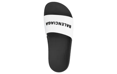 Balenciaga Slides In White
