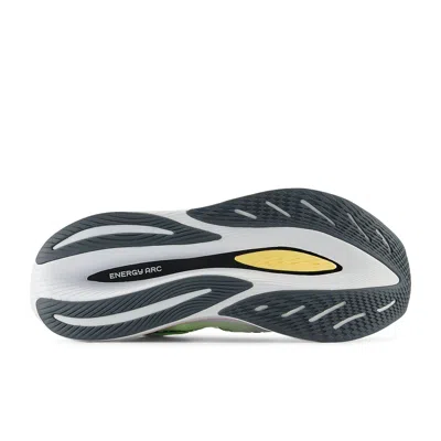 New Balance Men's Fuelcell Supercomp Trainer V2 Shoes In White/bleached Lime Glo/hot Mango