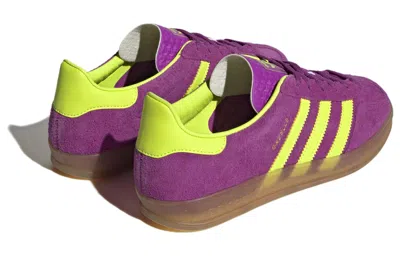 Adidas Originals (wmns) Adidas Gazelle 'shock Purple'