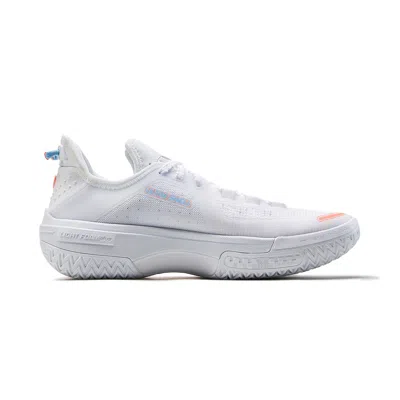 Li-ning Jie Ao Low 'white Flame'