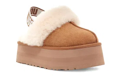 Ugg Platform Mules Made Of Camel-colored Leather With Faux Fur And Elastic Back In Brown
