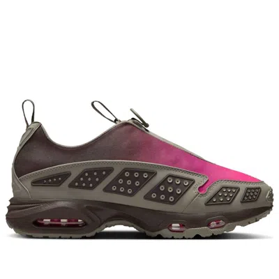Nike Air Max Sunder Sneaker