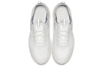 Nike (wmns)  Air Max Dia Se 'metallic Silver' In White