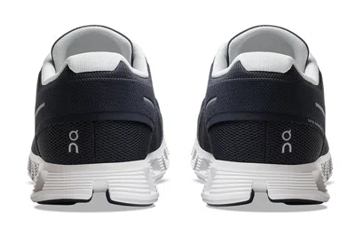 On Running Cloud 5 'midnight White' In Blue
