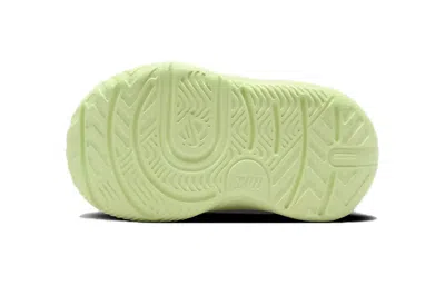 Nike (td)  Team Hustle D 11 'summit White Barely Volt'