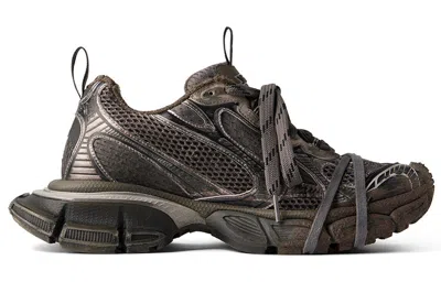 Balenciaga 3xl Panelled Sneakers In Brown