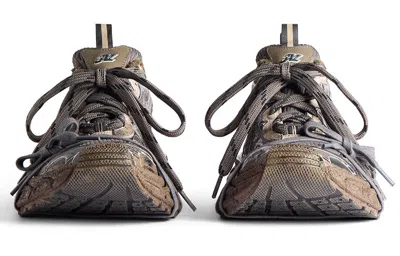 Balenciaga 3xl Panelled Sneakers In Brown