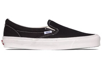 Vans Vault Og Classic Slip-on Lx Sneakers In Black