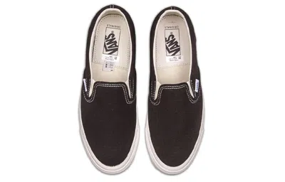 Vans Vault Og Classic Slip-on Lx Sneakers In Black