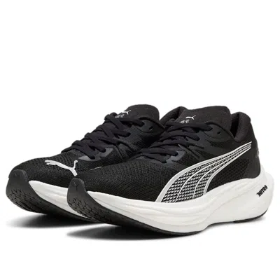 Puma Deviate Nitro 3 Sneaker In Multi