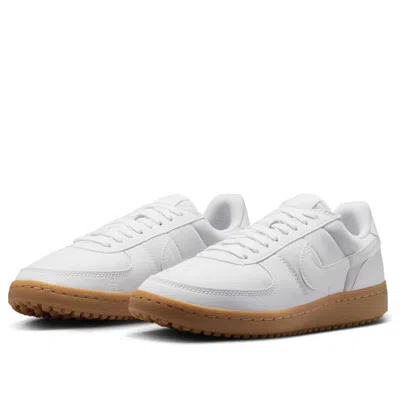 Nike Field General Sneaker In White