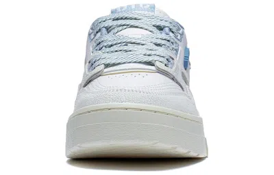 Li-ning (wmns)  001 Btc Prm 'white Blue' In Blue