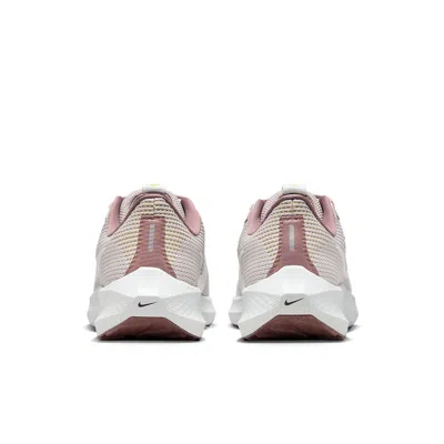 Nike (wmns)  Air Zoom Pegasus 40 'grey Purple' In Gray