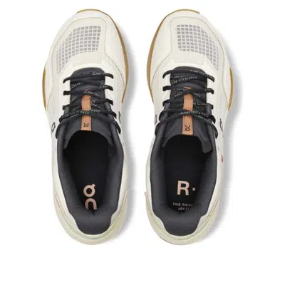 On (wmns)  Running The Roger Advantage Z5 'cream Almd' In White