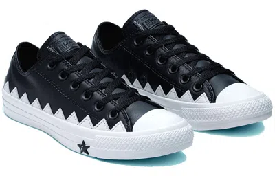 Converse (wmns)  Chuck Taylor All Star Mission-v Low Top 'black White'