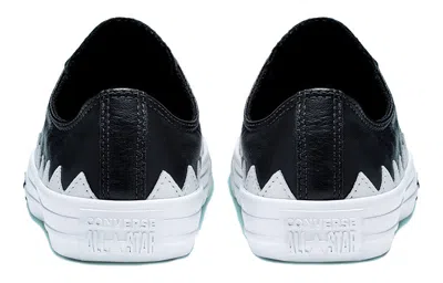 Converse (wmns)  Chuck Taylor All Star Mission-v Low Top 'black White'