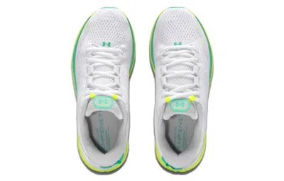 Under Armour (wmns)  Hovr Infinite 5 'white Green' In Gray