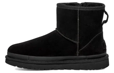 Ugg (wmns)  Classic Mini Zipper Tape Logo Boot 'black'