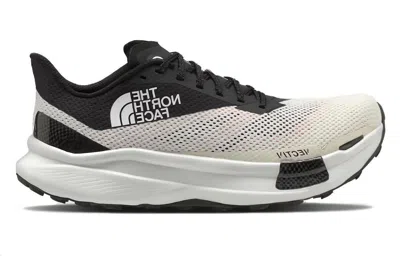 The North Face (wmns)  Summit Vectiv Pro Ii Running Shoes 'tnf White Black'