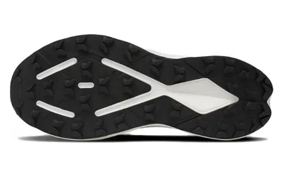 The North Face (wmns)  Summit Vectiv Pro Ii Running Shoes 'tnf White Black'