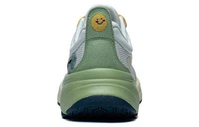 Li-ning (wmns)  Soft 'grey Green'