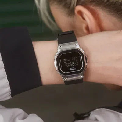 Casio G-shock Digital 'black Silver'