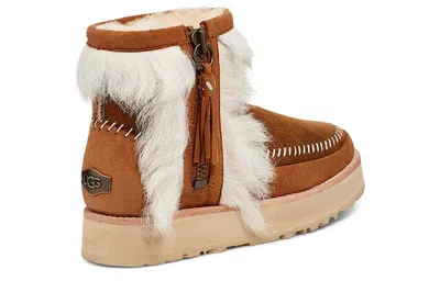 Ugg (wmns)  W Fluff Punk Boot In Brown