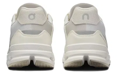 On (wmns)  Running Cloudrift 'undyed White Frost'