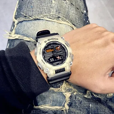Casio G-shock Analog-digital 'black' In Neutral