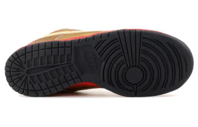 Nike Sb Dunk Low Pro 'money Cat' In Gold