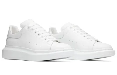 Alexander Mcqueen Men White Sneakers With Logo Lettering On The Rear And Oversize Rubber Sole In Lea In Animal Print
