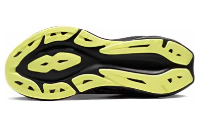 Asics (wmns)  Novablast 3 Le 'black Cyber Grape'