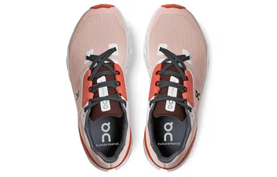 On (wmns)  Running Cloudstratus 'rose Red'