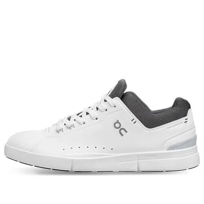 On Running The Roger Advantage Sneaker In White