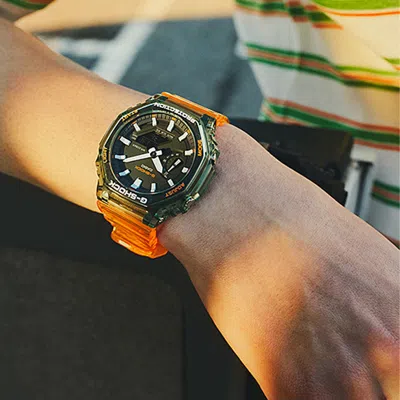 Casio G-shock Analog-digital 'red' In Orange