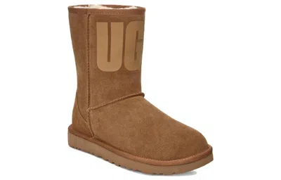 Ugg (wmns)  Classic Short  Rubber Logo Fleece Lined In Multi