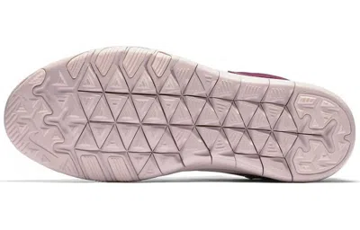 Nike (wmns)  Free Tr 7 'tea Berry' In Red