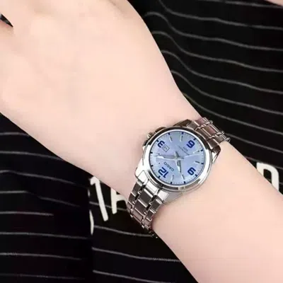 Casio Quartz Es Silver Analog
