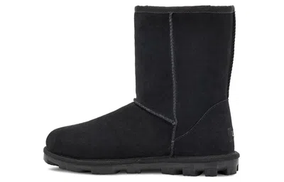 Ugg Classic Short Black Boots With Logo Patch On The Rear And Shearling Lining In Suede Woman In Black