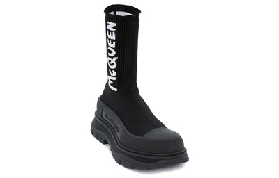 Alexander Mcqueen Black Sock-style Logo-print Boots In Nero Scuri