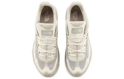 The North Face (wmns)  Vectiv Taraval Track Shoes 'grey Beige' In Gray