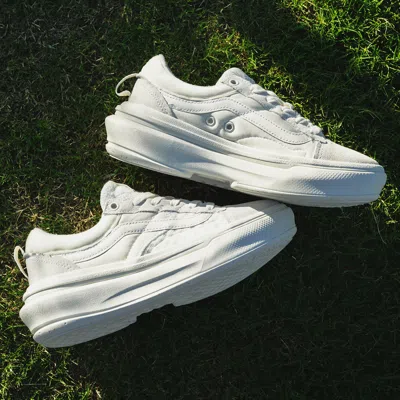 Vans 81312 Old Skool Overt Plus Cc In Neutral