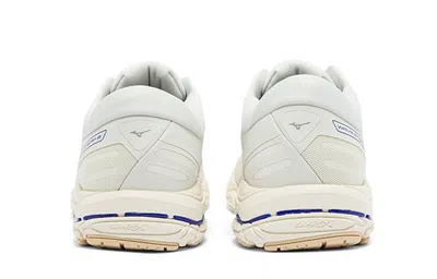 Mizuno Wave Stream 2 'cream' In White