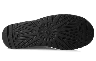 Ugg (wmns)  Classic Short Cosmos Sequin