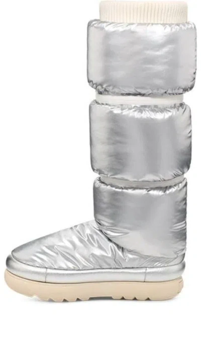 Ugg (wmns)  Classic Maxi Ultra Tall Boot 'metallic Silver' In White