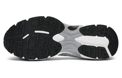 Mizuno Lg 2000 'grey' In Gray